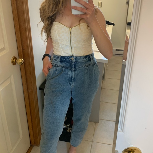 NWT- Carmin corset - Picture 5 of 5